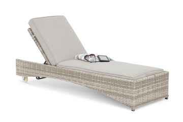 #3032 -🌞 Havana Luxury Sun Lounger – Comfort Meets Convenience